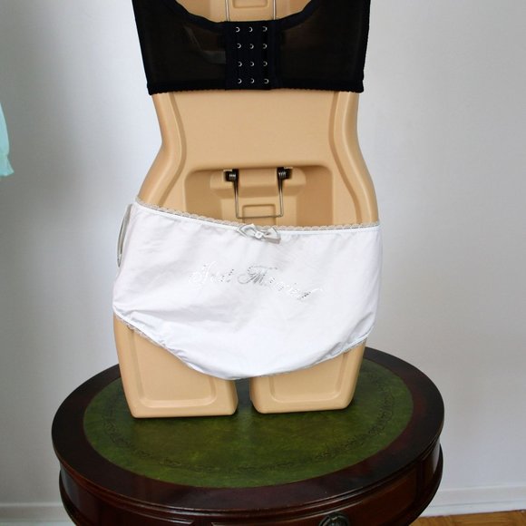 NWT La Senza Just Married Frilly White Panties Lingerie Hipster Panty Large P31 - Picture 4 of 9